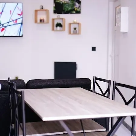 Le Cocon Capestanais Apartamento *